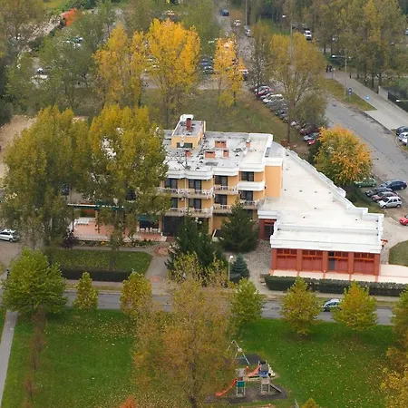 Csipke Hotell Kiskunhalas