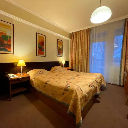Csipke Hotel 3*