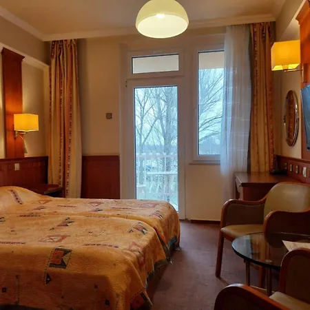 Hotel Csipke 3*
